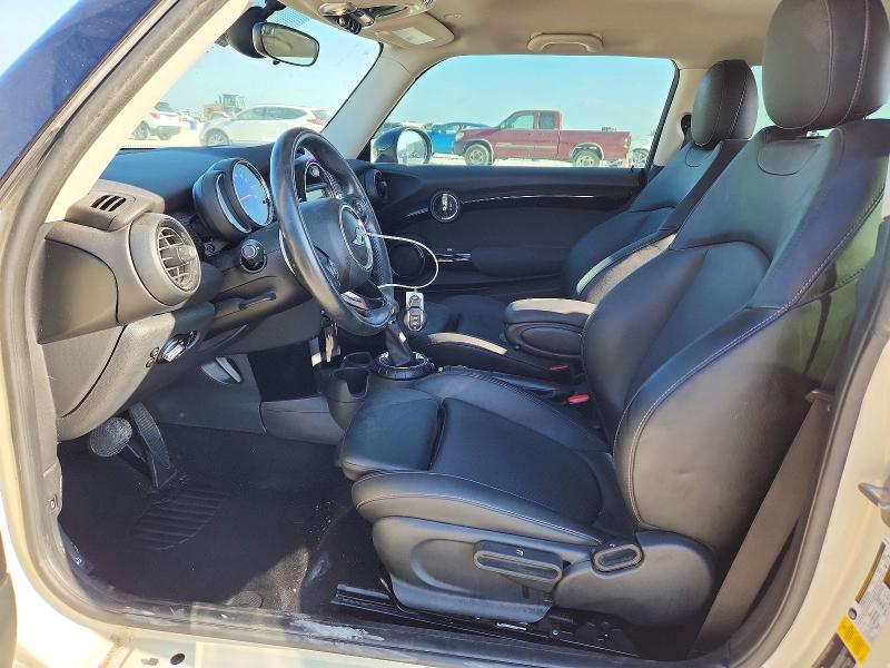 2017 Mini Cooper VIN WMWXP7C51H3B93487 COPART salvage auction — FRONT END, TX - SALVAGE VEHICLE TITLE, sold $425 on 2026-09-25 (photo 7)