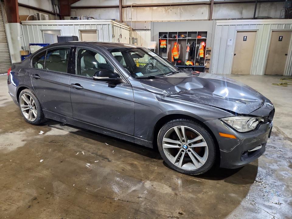 2013 BMW 3er VIN WBA3B5C53DF594501 COPART salvage auction — FRONT END, Ma - Cert Of Title-Reconstrctd Coll, sold $850 on 2026-07-15 (photo 4)