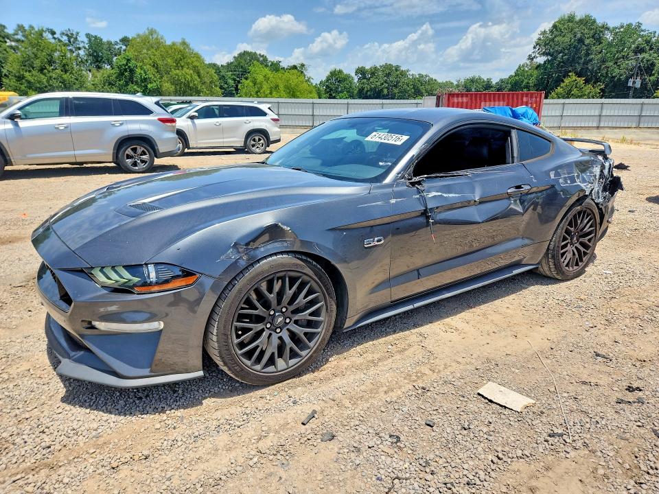 2018 Ford Mustang VIN 1FA6P8CF7J5122515 — COPART salvage auction photo