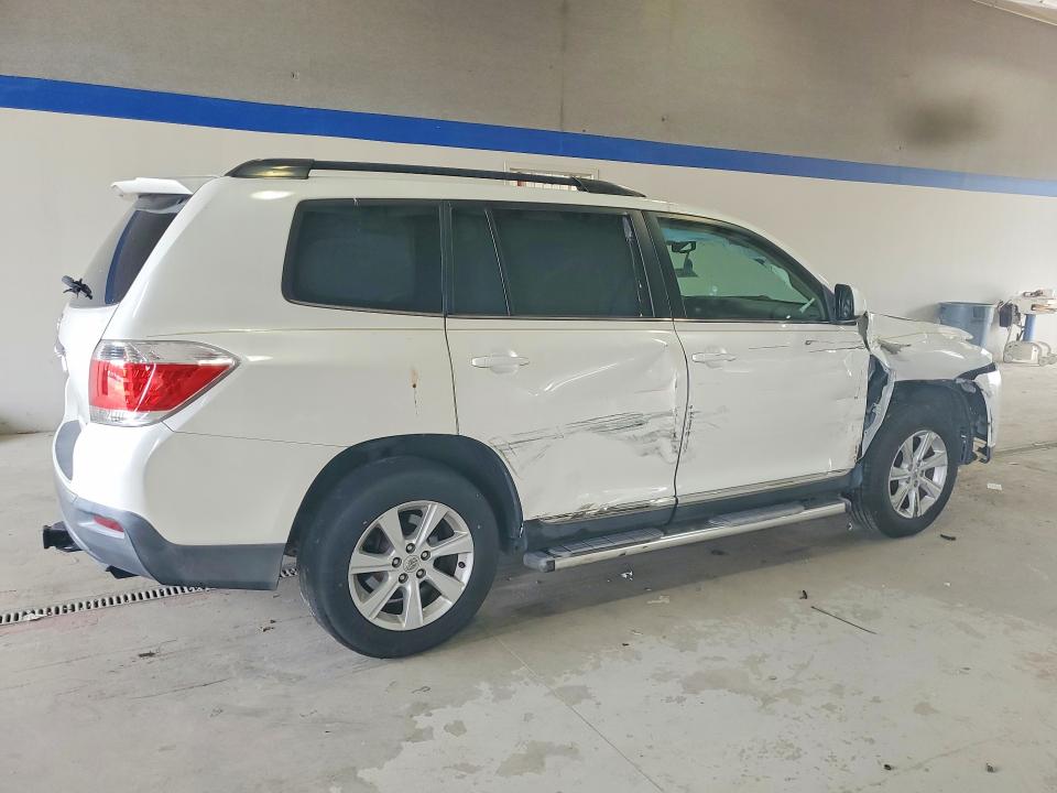 2012 Toyota Highlander VIN 5TDBK3EH8CS094519 COPART salvage auction — SIDE, Va - Cert Of Title - Salvage, sold $2,550 on 2026-07-31 (photo 3)