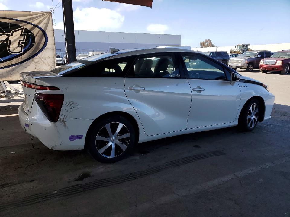 2019 Toyota Mirai VIN JTDBVRBD1KA005624 COPART salvage auction — REAR END, CA - DLR/DIS/EXP ONLY SALVAGE TITLE, sold $525 on 2026-07-30 (photo 3)
