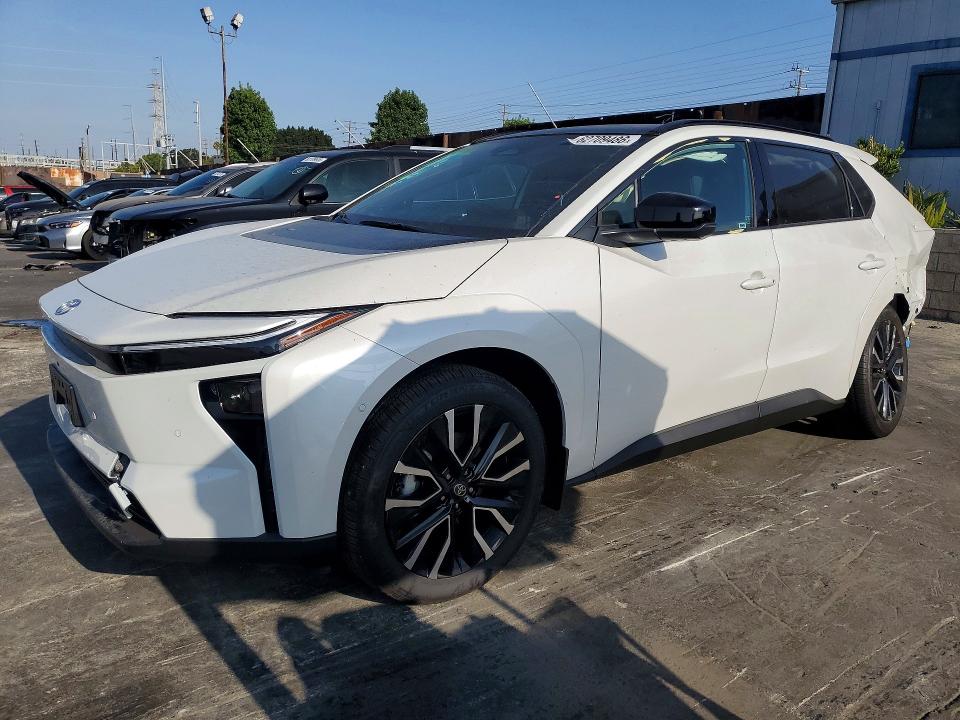 2026 Toyota Bz4x VIN JTMBCAEB7TA003475 — COPART salvage auction photo