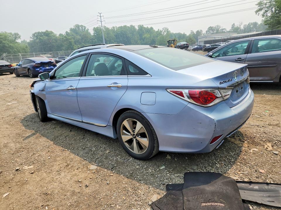 2012 Hyundai Sonata VIN KMHEC4A46CA026781 COPART salvage auction — SIDE, Md - Cert Of Salvage > 75% Damage, sold $200 on 2026-07-31 (photo 2)