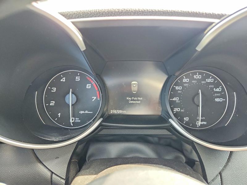 2018 Alfa romeo Giulia VIN ZARFAEBN8J7566032 COPART salvage auction — FRONT END, Tx - Certificate Of Title, sold $3,650 on 2026-07-30 (photo 9)