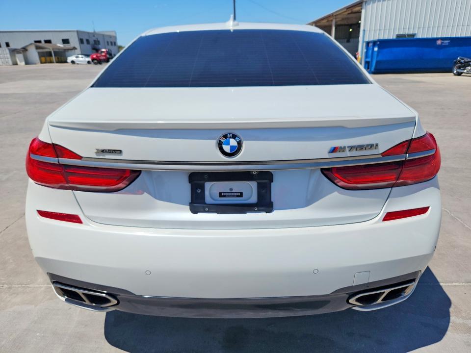 2019 BMW M760i xdrive VIN WBA7H6C58KG615050 COPART salvage auction — NORMAL WEAR, TX - SALVAGE VEHICLE TITLE (P), sold $8,600 on 2026-07-30 (photo 6)