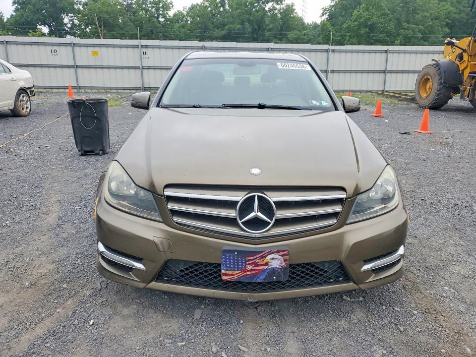 2012 Mercedes-benz C-klasse VIN WDDGF8BB7CR225970 COPART salvage auction — WATER/FLOOD, PA - CERT OF SALVAGE-W=FLOOD VEH, sold $600 on 2026-07-23 (photo 5)