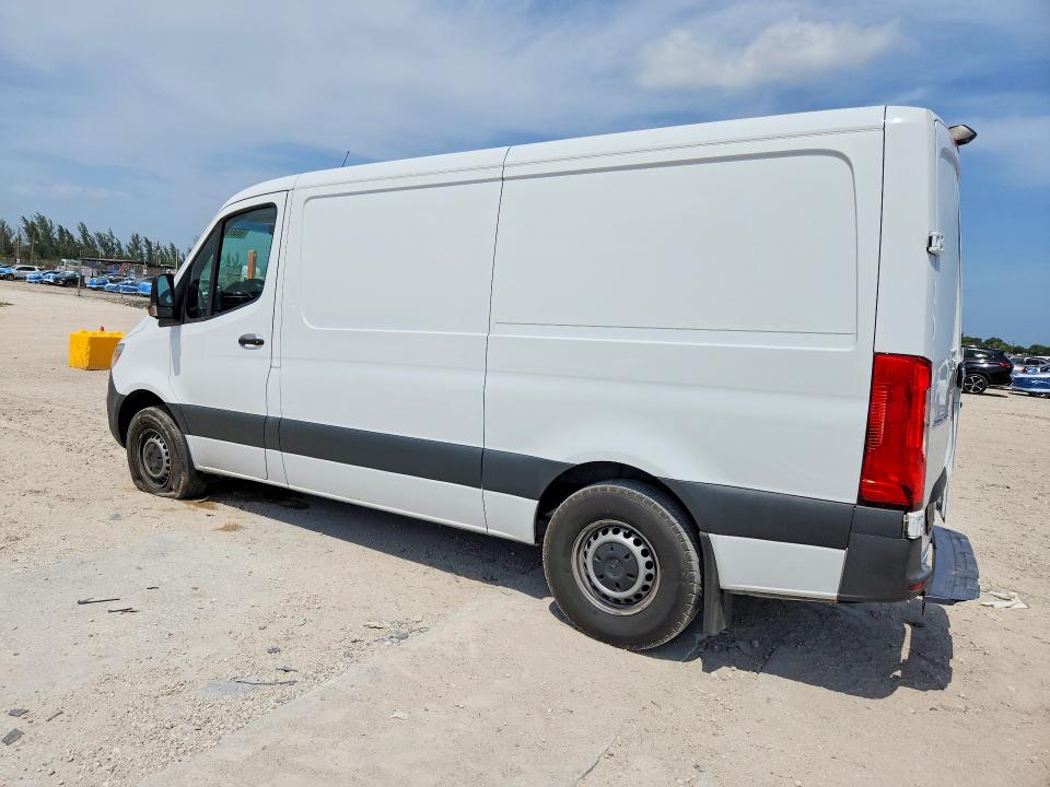 2025 Mercedes-benz Sprinter VIN W1Y4KBHY7ST197277 COPART salvage auction — REAR END, FL - CERT OF TITLE SLVG REBUILDABLE, sold $3,100 on 2026-07-29 (photo 2)