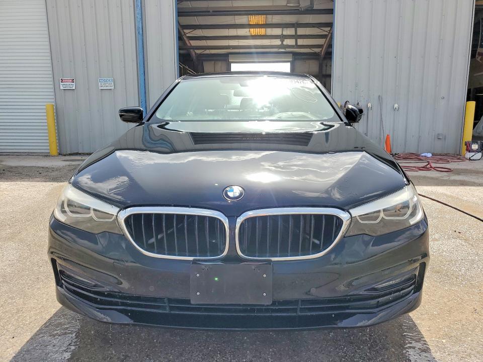 2017 BMW 5 series VIN WBAJA5C30HG894005 COPART salvage auction — NORMAL WEAR, TX - CERTIFICATE OF TITLE, sold $3,050 on 2026-07-28 (photo 5)