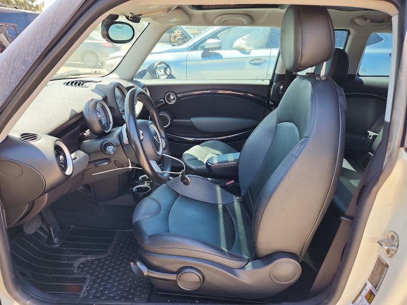 2009 Mini Cooper clubman VIN WMWML33569TX33163 COPART salvage auction — FRONT END, Ca - Dis/Dlr/Exp Only Clean Title, sold $250 on 2026-07-14 (photo 7)