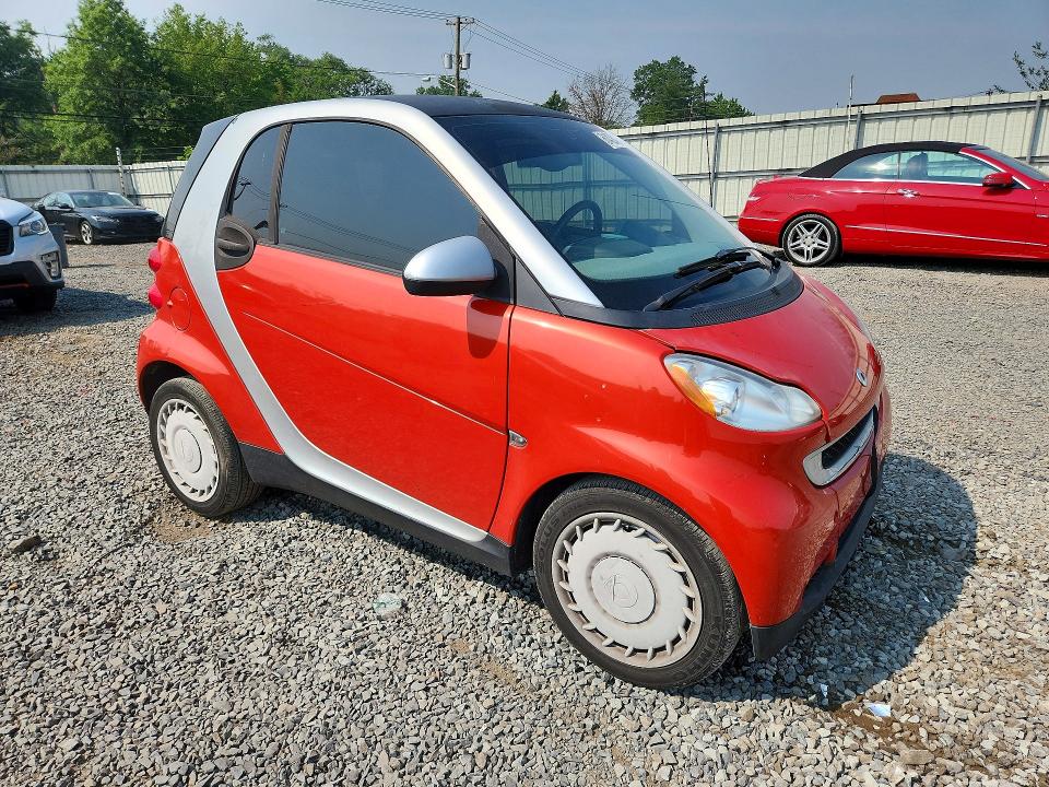 2008 Smart Fortwo VIN WMEEJ31X58K186684 COPART salvage auction — REAR END, NJ - CERT OF TITLE-SALVAGE (P), sold $700 on 2026-08-07 (photo 4)