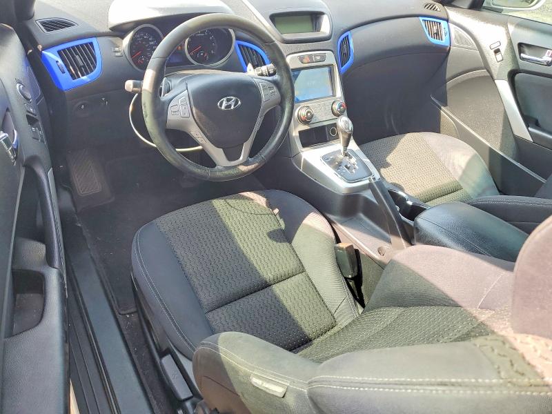 2010 Hyundai Genesis VIN KMHHT6KD6AU015055 COPART salvage auction — FRONT END, ON - PERMIT NO BRAND - UNFIT, sold $825 on 2026-07-28 (photo 8)