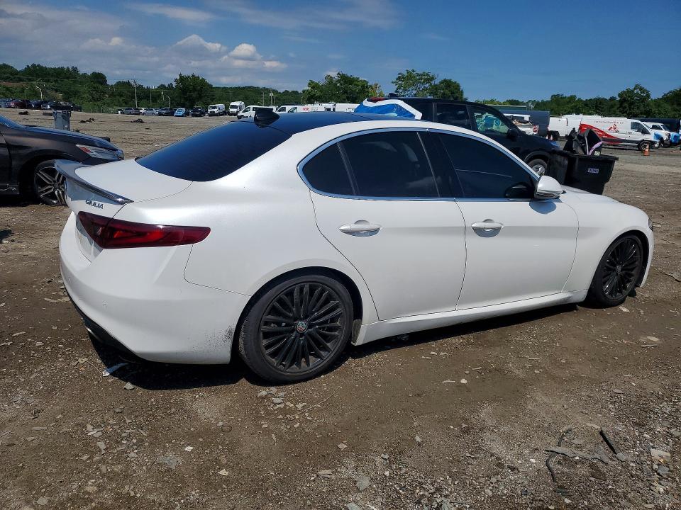 2017 Alfa romeo Giulia VIN ZARFAEENXH7561937 COPART salvage auction — FRONT END, Pa - Certificate Of Salvage, sold $7,900 on 2026-07-14 (photo 3)