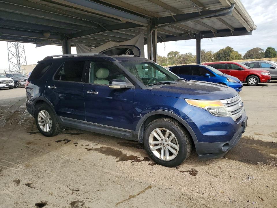 2012 Ford Explorer VIN 1FMHK7D95CGA41438 COPART salvage auction — REAR END, Ca - Dis/Dlr/Exp Only Clean Title, sold $850 on 2026-07-24 (photo 4)