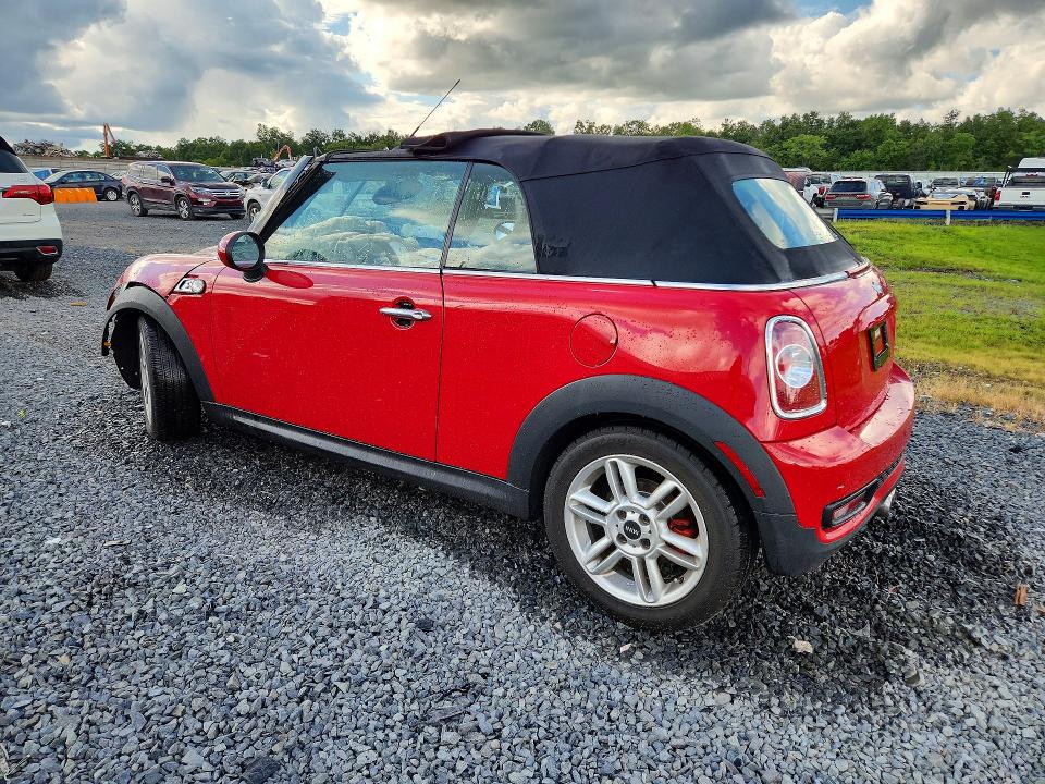 2011 Mini Cooper VIN WMWZP3C5XBTX82656 COPART salvage auction — FRONT END, NY - MV-907A SALVAGE CERTIFICATE, sold $375 on 2026-08-14 (photo 2)