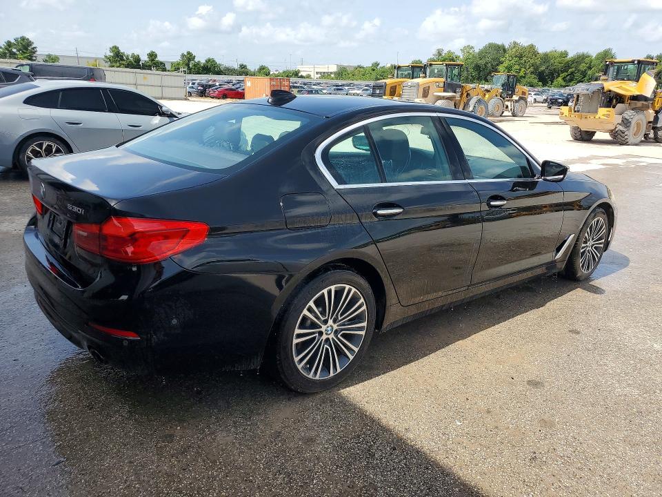 2017 BMW 5 series VIN WBAJA5C30HG894005 COPART salvage auction — NORMAL WEAR, TX - CERTIFICATE OF TITLE, sold $3,050 on 2026-07-28 (photo 3)