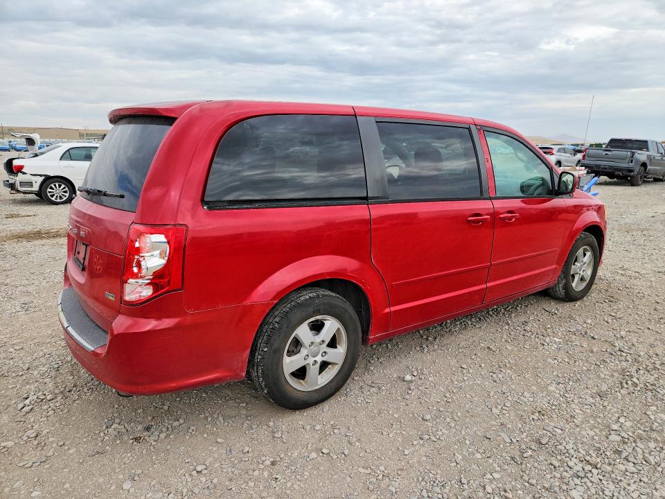 2013 Dodge VIN 2C4RDGCG0DR520210 COPART salvage auction — MINOR DENT/SCRATCHES, UT - CERTIFICATE OF TITLE, sold $650 on 2026-08-07 (photo 3)