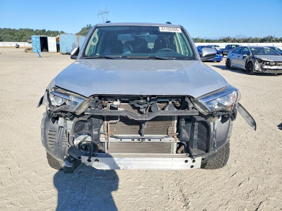 2019 Toyota 4runner VIN JTEBU5JR7K5678379 COPART salvage auction — FRONT END, Ca - Salvage Certificate, sold $6,600 on 2026-07-24 (photo 5)