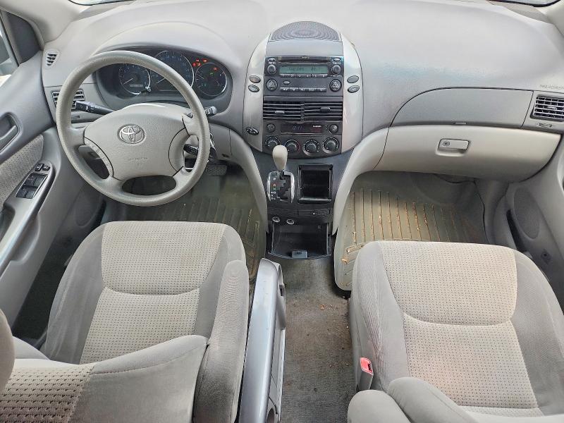 2008 Toyota Sienna VIN 5TDZK23C48S133050 COPART salvage auction — MECHANICAL, Mi - Dealer Only Clean Title, sold $250 on 2026-07-30 (photo 8)