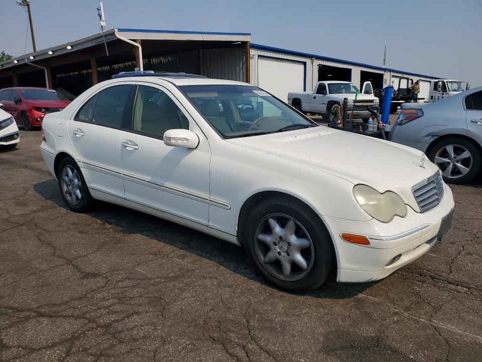 2003 Mercedes-benz C class VIN WDBRF61J23A436541 COPART salvage auction — FRONT END, Co - Salvage Title, sold $350 on 2026-07-14 (photo 4)
