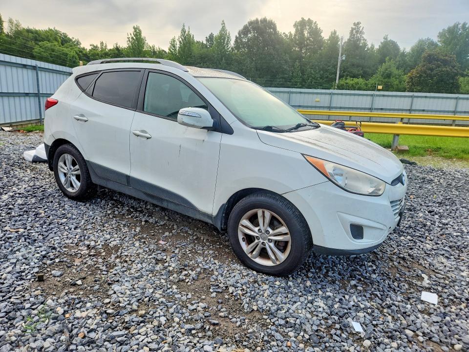 2012 Hyundai Tucson VIN KM8JU3AC2CU505890 COPART salvage auction — MINOR DENT/SCRATCHES, TN - CERTIFICATE OF TITLE, sold $1,650 on 2026-07-23 (photo 4)