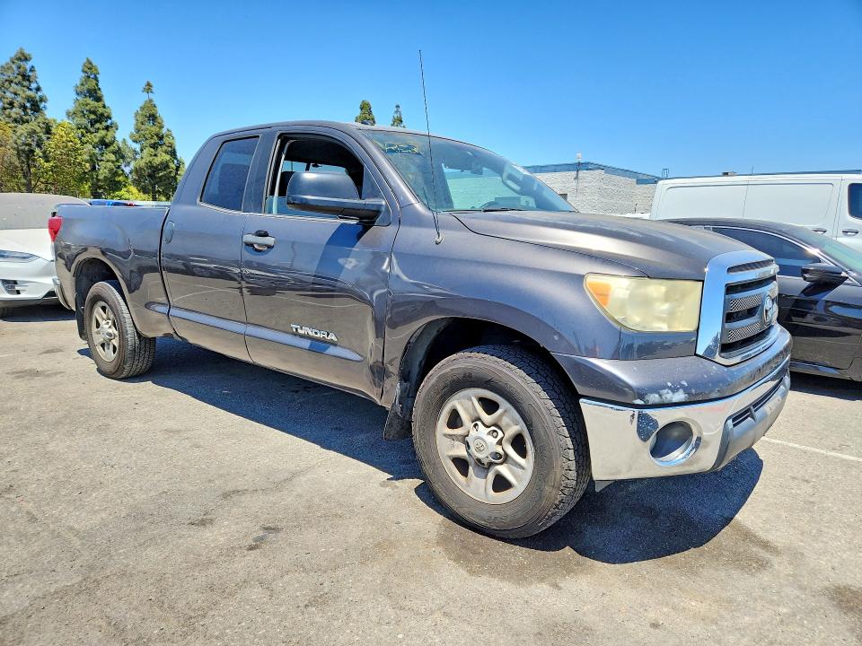 2012 Toyota Tundra VIN 5TFRM5F14CX051568 COPART salvage auction — MINOR DENT/SCRATCHES, CA - DIS/DLR/EXP ONLY CLEAN TITLE, sold $2,050 on 2026-07-30 (photo 4)