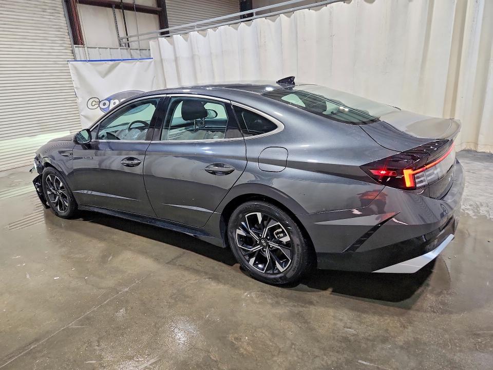 2025 Hyundai Sonata VIN KMHL64JA8SA499844 COPART salvage auction — FRONT END, TX - CERTIFICATE OF TITLE, sold $8,800 on 2026-07-20 (photo 2)