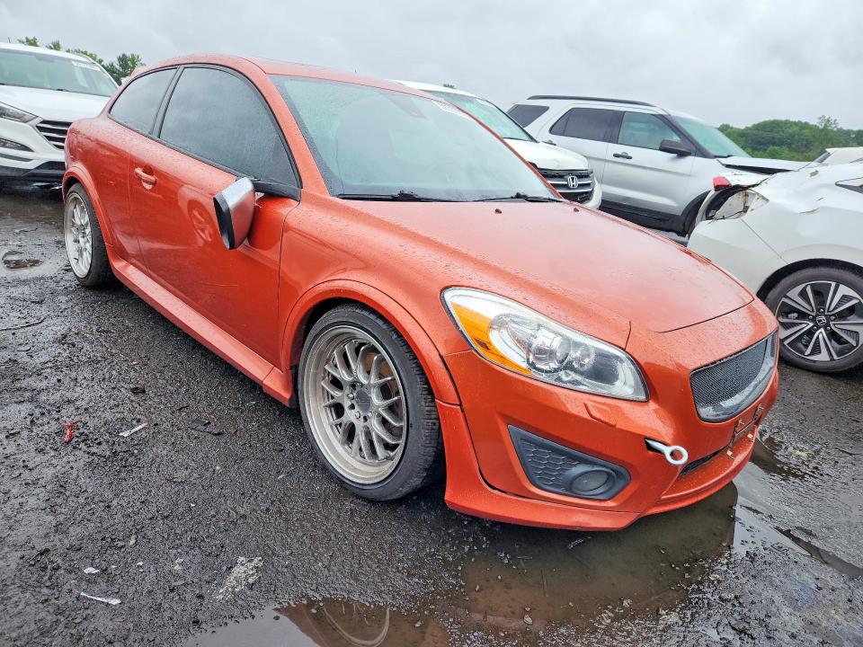 2011 Volvo C30 VIN YV1672MK8B2201353 COPART salvage auction — FRONT END, CT - CERT OF TITLE-SALVAGE, sold $1,850 on 2026-08-07 (photo 4)
