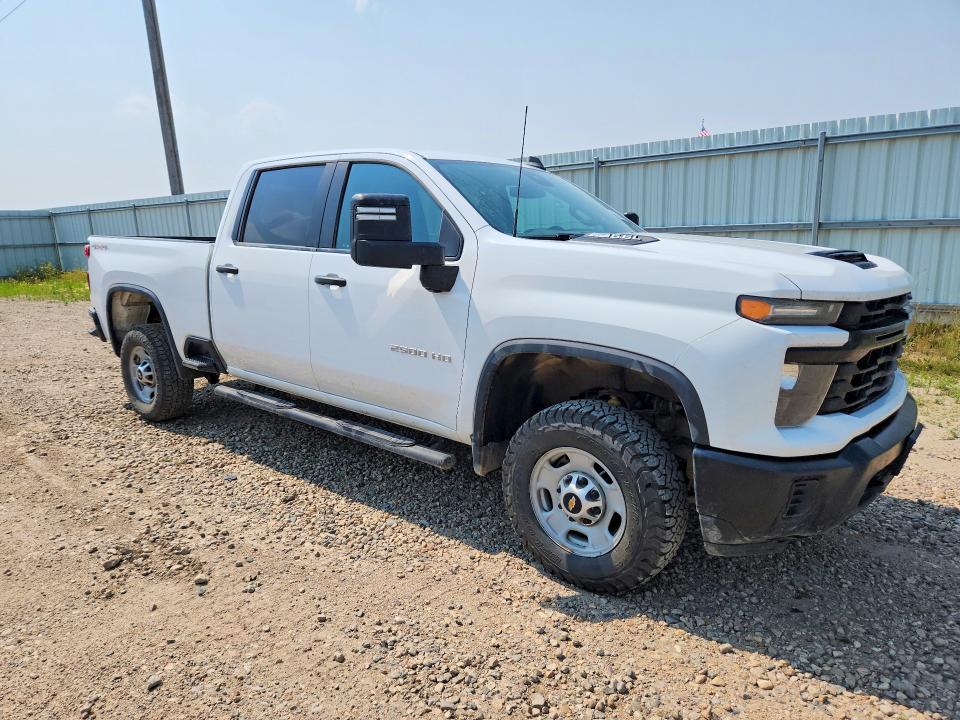 2024 Chevrolet Silverado 2500 VIN 2GC1YLE77R1212402 COPART salvage auction — MINOR DENT/SCRATCHES, ND - CERTIFICATE OF TITLE FOR A VEH, sold $21,750 on 2026-07-28 (photo 4)