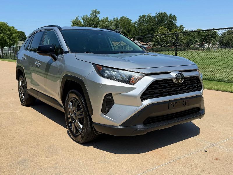 2019 Toyota Rav4 VIN JTMF1RFV3KJ005186 COPART salvage auction — MINOR DENT/SCRATCHES, Ok - Certificate Of Title (P), sold $8,200 on 2026-07-23 (photo 1)