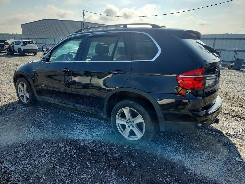 2013 BMW VIN 5UXZW0C55D0B96215 COPART salvage auction — FRONT END, NC - DEALER ONLY CLEAN TITLE, sold $250 on 2026-07-29 (photo 2)