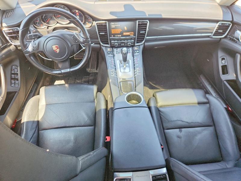 2012 Porsche Panamera VIN WP0AA2A71CL071512 COPART salvage auction — WATER/FLOOD, Il - Salvage Cert-Flood, sold $3,500 on 2026-08-11 (photo 8)