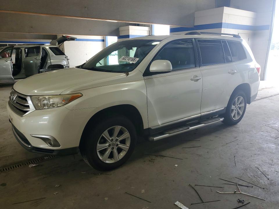 2012 Toyota Highlander VIN 5TDBK3EH8CS094519 COPART salvage auction — SIDE, Va - Cert Of Title - Salvage, sold $2,550 on 2026-07-31 (photo 1)
