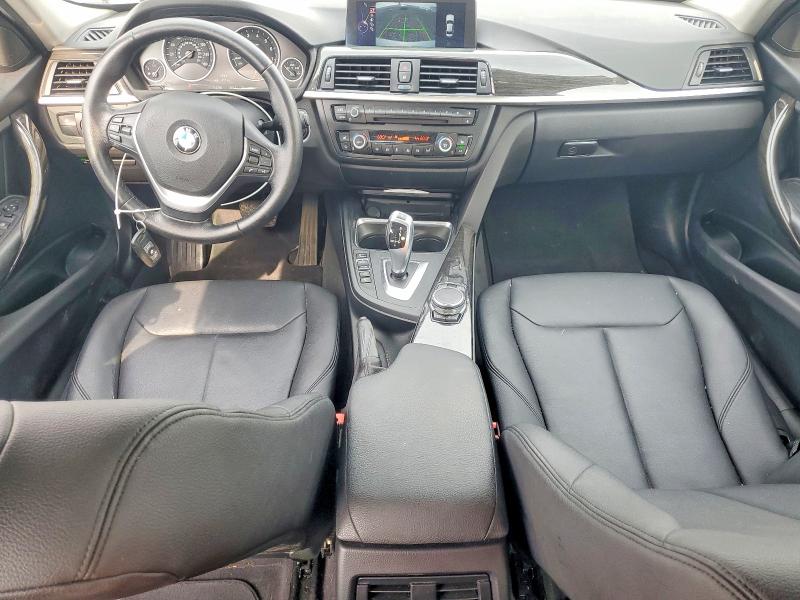 2015 BMW 3er VIN WBA3B5C57FF962505 COPART salvage auction — REAR END, WA - BILL OF SALE, sold $375 on 2026-07-29 (photo 8)