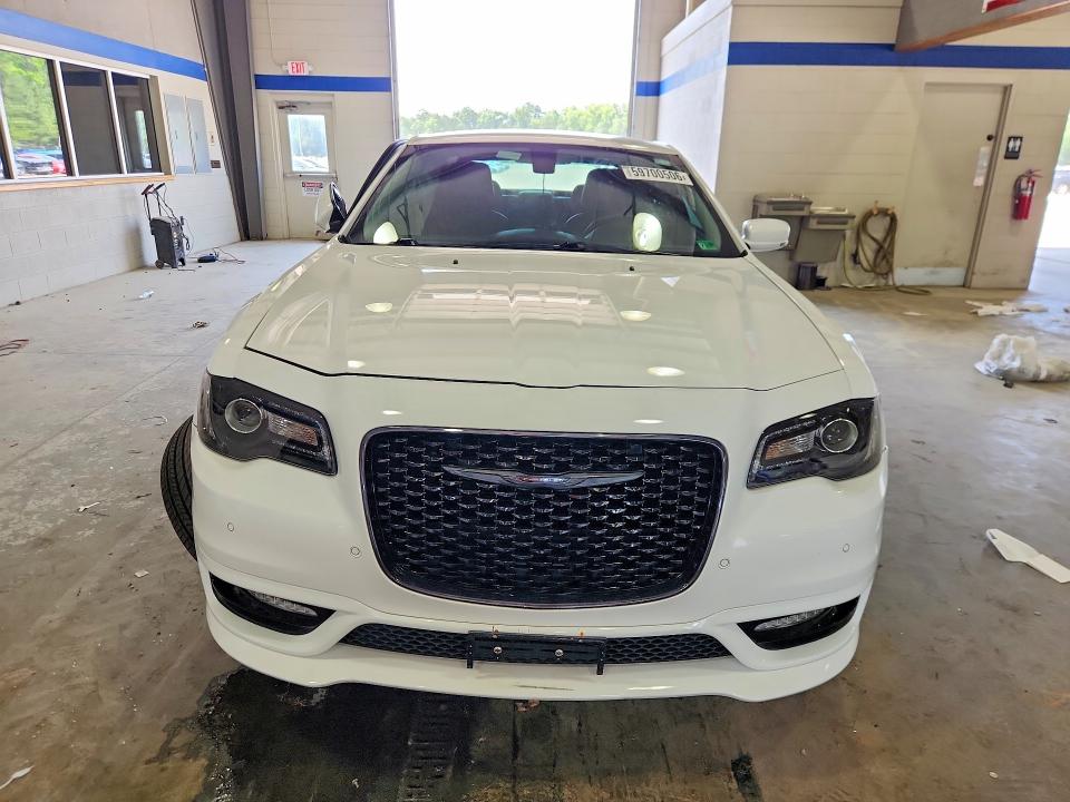 2021 Chrysler 300 VIN 2C3CCAAG4MH676141 COPART salvage auction — SIDE, Va - Cert Of Title - Salvage, sold $7,200 on 2026-07-31 (photo 5)