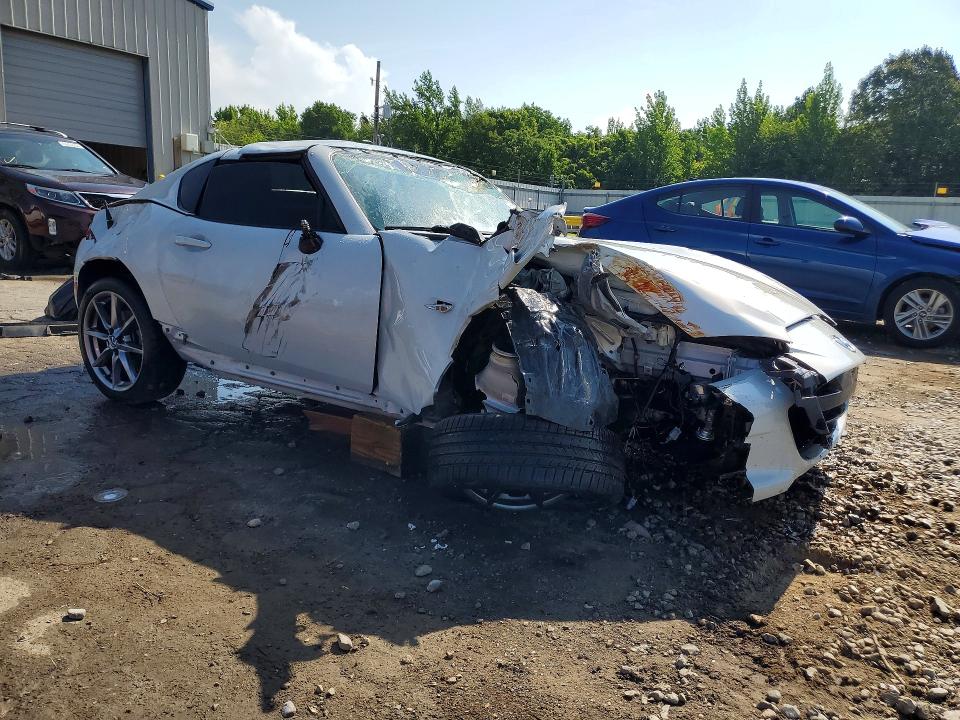 2017 Mazda Mx-5 VIN JM1NDAM74H0107801 COPART salvage auction — ROLLOVER, TN - SALVAGE CERTIFICATE, sold $90 on 2026-07-30 (photo 4)