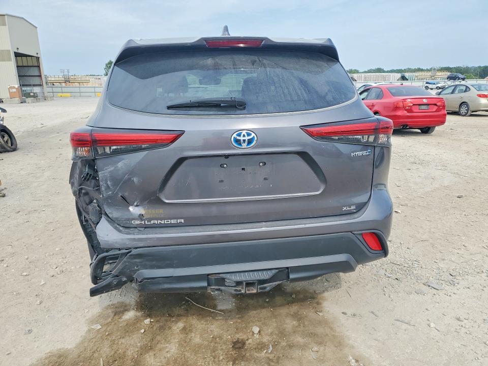 2022 Toyota Highlander VIN 5TDGBRCH5NS541886 COPART salvage auction — REAR END, KS - DEALER ONLY CLEAN TITLE, sold $100 on 2026-07-28 (photo 6)
