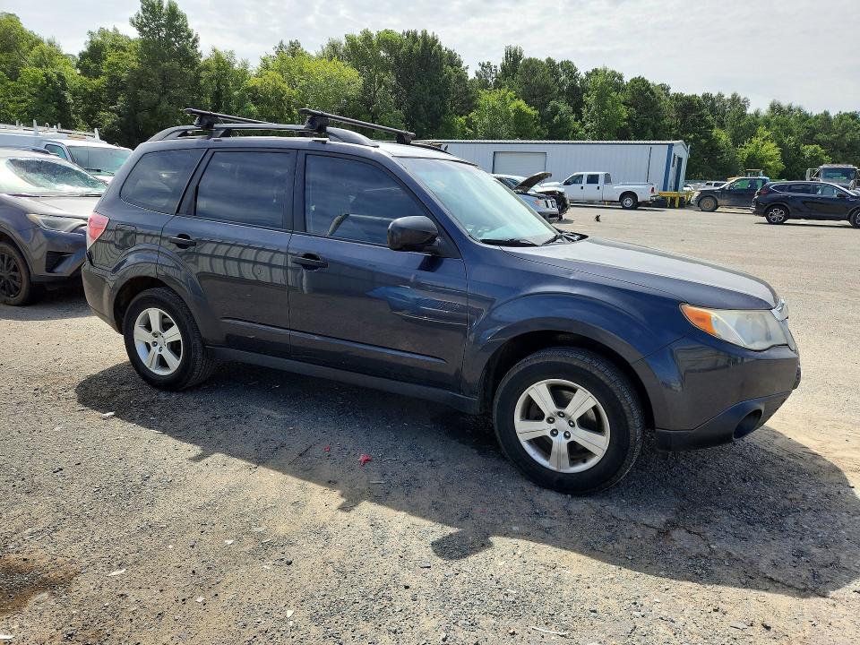 2013 Subaru Forester VIN JF2SHABC2DH407826 COPART salvage auction — REAR END, La - Certificate Of Title, sold $375 on 2026-07-23 (photo 4)