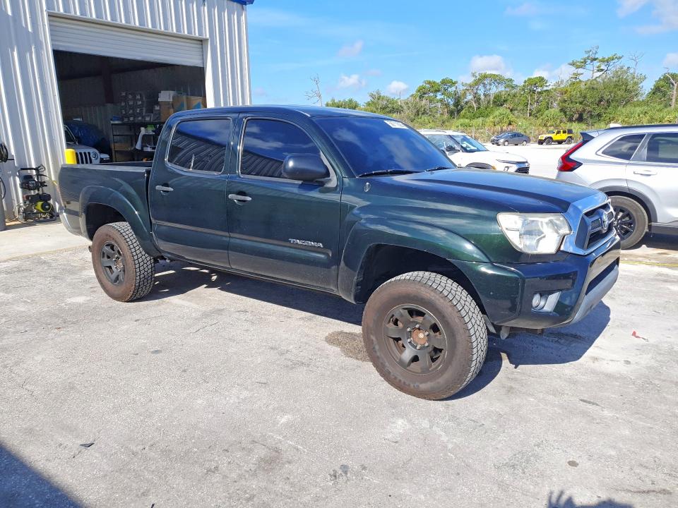 2013 Toyota Tacoma VIN 5TFJU4GN9DX034100 COPART salvage auction — REAR END, FL - CERT OF TITLE SLVG REBUILDABLE, sold $200 on 2026-07-29 (photo 4)