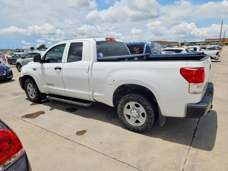 2013 Toyota Tundra VIN 5TFUW5F1XDX285154 COPART salvage auction — NORMAL WEAR, TX - CERTIFICATE OF TITLE, sold $3,650 on 2026-07-30 (photo 2)