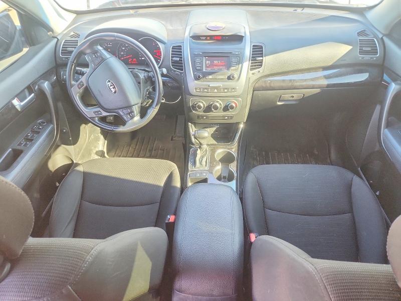 2014 Kia Sorento VIN 5XYKT3A66EG475738 COPART salvage auction — MINOR DENT/SCRATCHES, Tx - Certificate Of Title (P), sold $900 on 2026-07-18 (photo 8)