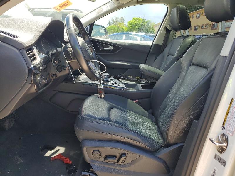 2017 Audi Q7 VIN WA1LAAF79HD003482 COPART salvage auction — WATER/FLOOD, FL - CERTIFICATE OF TITLE, sold $800 on 2026-07-31 (photo 7)