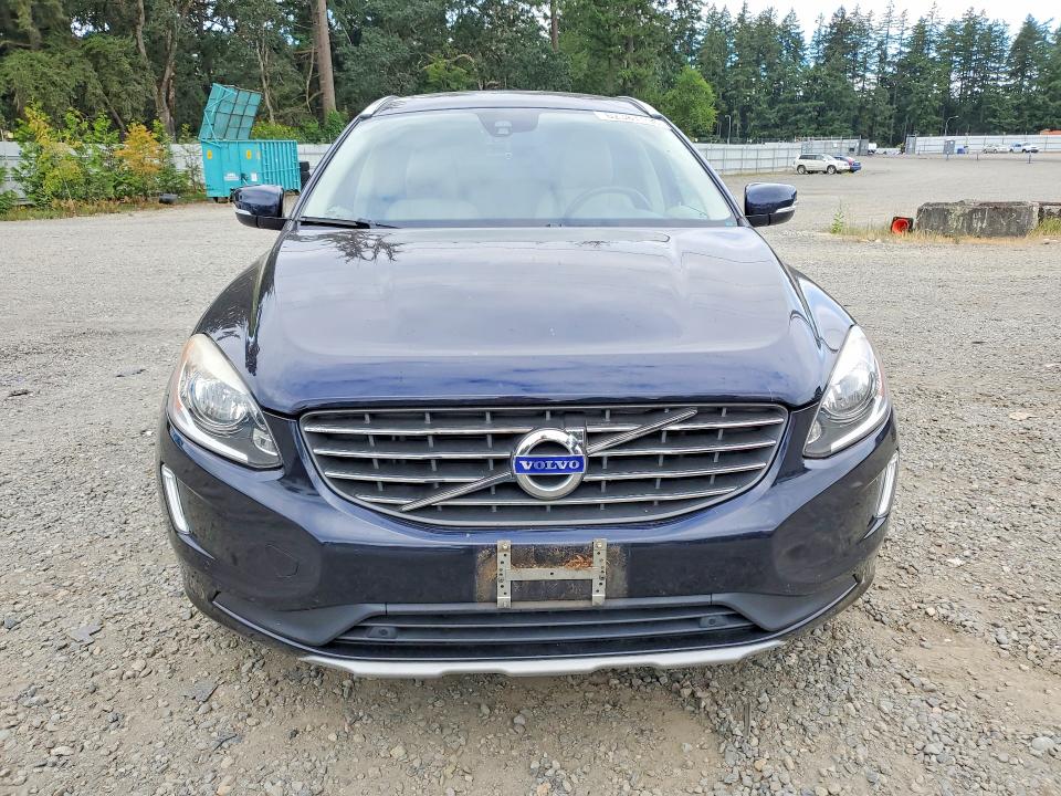 2016 Volvo Xc60 VIN YV4612RK2G2870979 COPART salvage auction — MINOR DENT/SCRATCHES, WA - VEHICLE CERT OF OWNERSHIP-TITL, sold $1,450 on 2026-08-04 (photo 5)