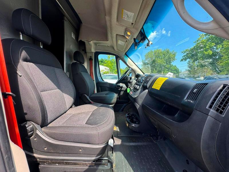 2020 Ram Promaster 3500 VIN 3C6URVJG8LE140798 COPART salvage auction — NORMAL WEAR, Ct - Certificate Of Title (P), sold $7,400 on 2026-07-27 (photo 5)