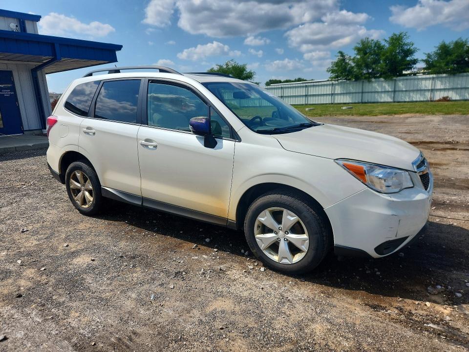 2015 Subaru Forester VIN JF2SJADC9FH461810 COPART salvage auction — MECHANICAL, Wi - Certificate Of Title, sold $300 on 2026-07-28 (photo 4)