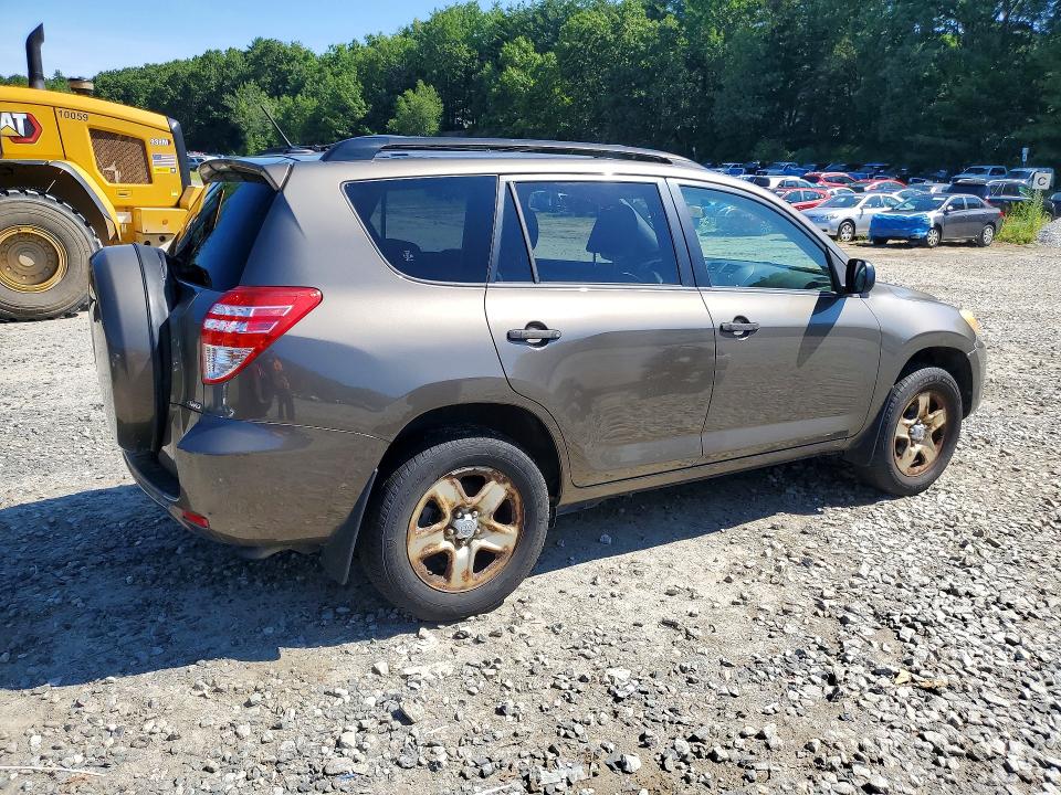 2009 Toyota Rav4 VIN JTMBF33V495005525 COPART salvage auction — MINOR DENT/SCRATCHES, MA - CERTIFICATE OF TITLE (P), sold $2,150 on 2026-07-22 (photo 3)