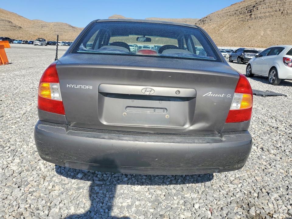 2002 Hyundai Accent VIN KMHCG45C92U395418 COPART salvage auction — FRONT END, Nv - Salvage Title, sold $500 on 2026-07-27 (photo 6)