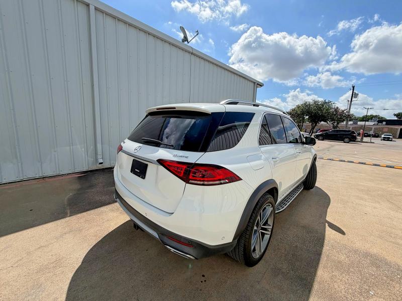 2020 Mercedes-benz Gle VIN 4JGFB4KB0LA065130 COPART salvage auction — MINOR DENT/SCRATCHES, Tx - Certificate Of Title (P), sold $39,500 on 2026-08-04 (photo 4)