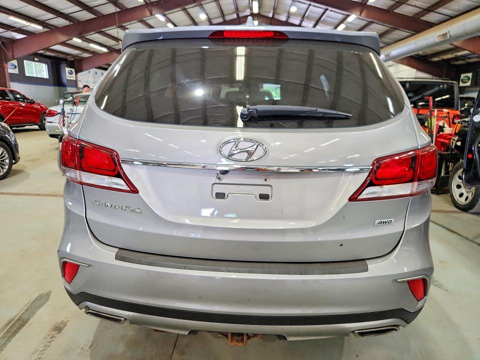 2018 Hyundai Santa fe VIN KM8SNDHF5JU291918 COPART salvage auction — MINOR DENT/SCRATCHES, MI - CERTIFICATE OF TITLE (P), sold $4,900 on 2026-07-23 (photo 6)