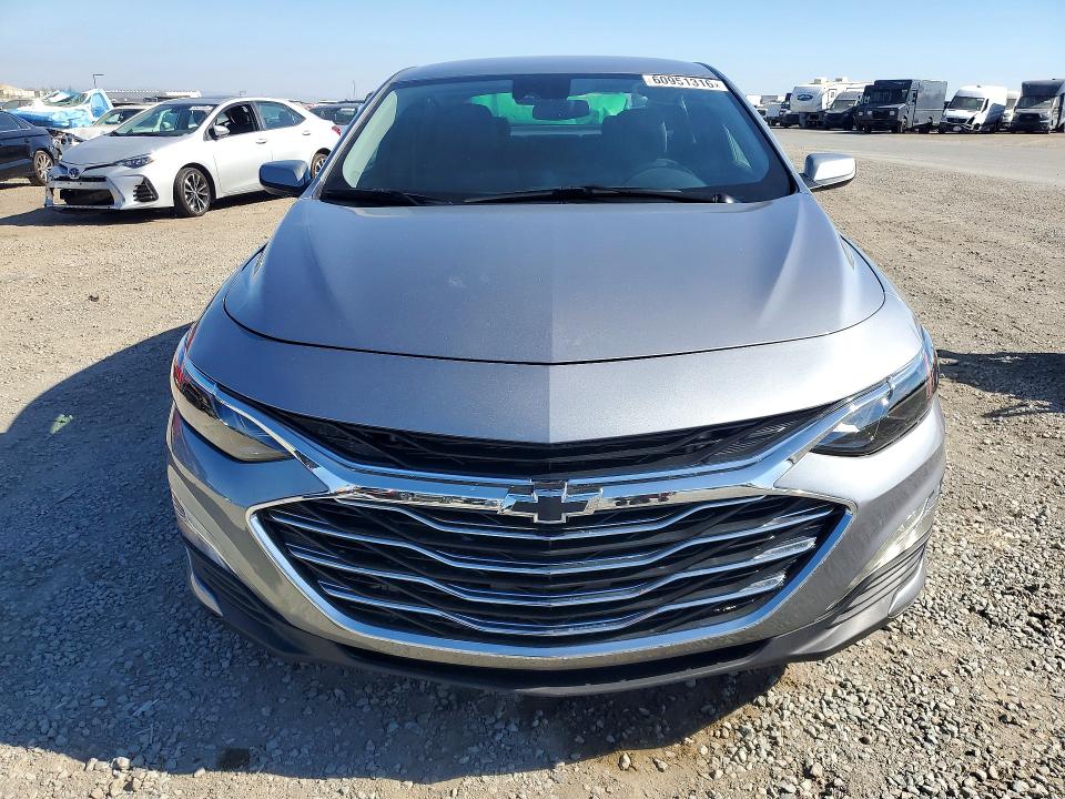 2025 Chevrolet Malibu VIN 1G1ZG5ST8SF109161 COPART salvage auction — MINOR DENT/SCRATCHES, Ca - Dis/Dlr/Exp Clean W/Salv Hist, sold $6,500 on 2026-07-31 (photo 5)