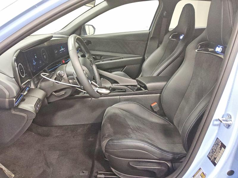 2025 Hyundai Elantra VIN KMHLW4DK5SU035705 COPART salvage auction — NORMAL WEAR, MA - CERTIFICATE OF TITLE, sold $26,000 on 2026-08-20 (photo 7)